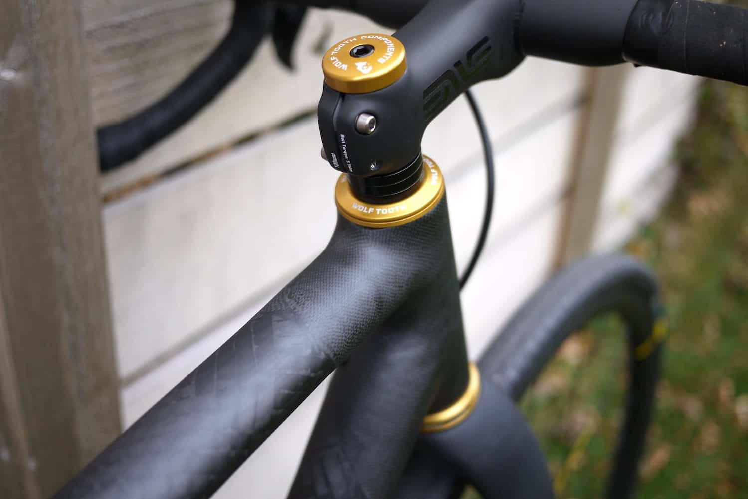 carbon fiber frame weight