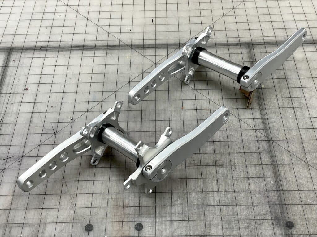 2XR Tandem cranksets on table